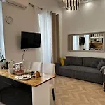 Apartment Gaya *